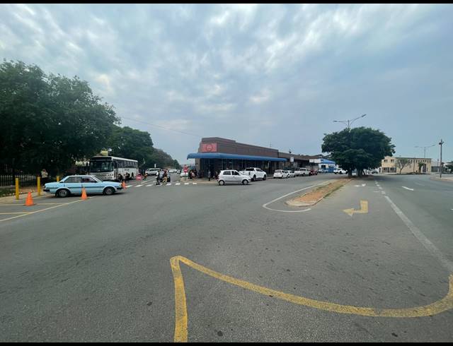 2,388M² RETAIL FOR SALE IN KRUGERSDORP WEST